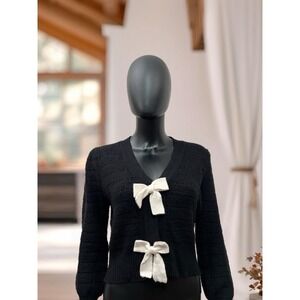 ee:some Sweater 48% Viscose 27% Poly 25% Nylon M‎ Black Knit Bow Front